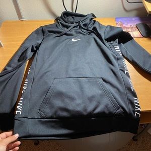 nike hoodie